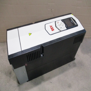 북63796/인버터/ACS880-01-032A-3/삼상 380V/ABB
